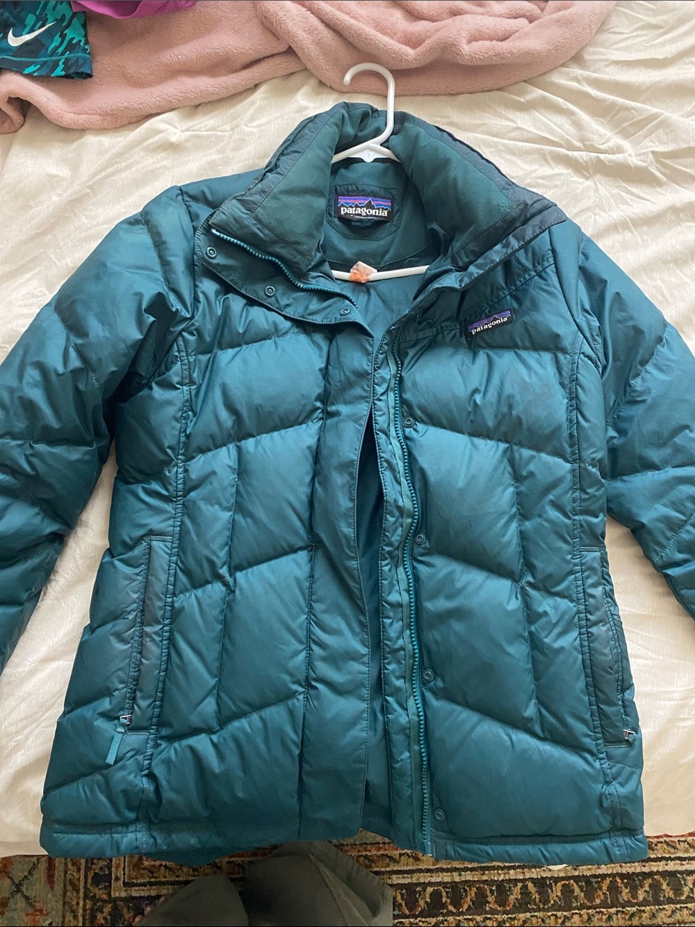 Patagonia Women's Teal Quilted Down Puffer Jacket